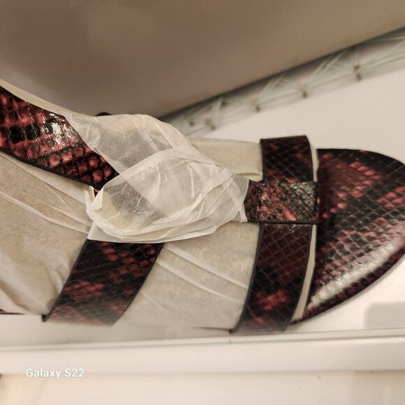 Marc Fisher "Walinda" Red Multi Block Heeled Sandals. NIB. Size 9 - Picture 2 of 10